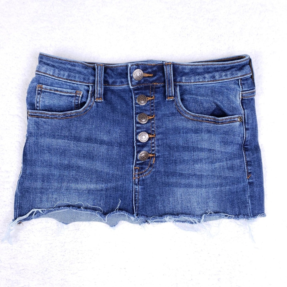 Francesca's Harper Heritage Denim Mini Skirt Size 26 Button Fly Raw Hem Upcycled